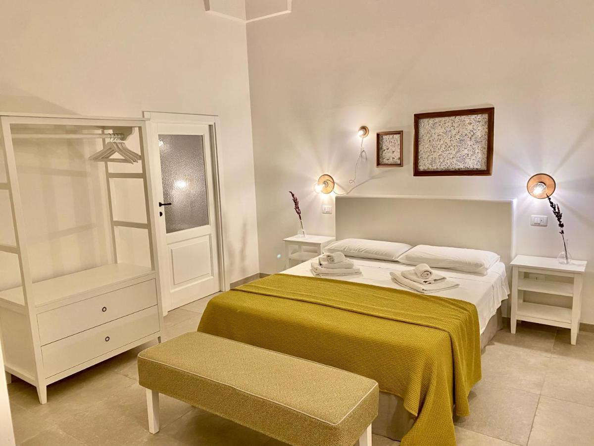 Villa Ricciardi-Suite Famigliare 1-Zona Ostuni Montalbano  Exterior photo